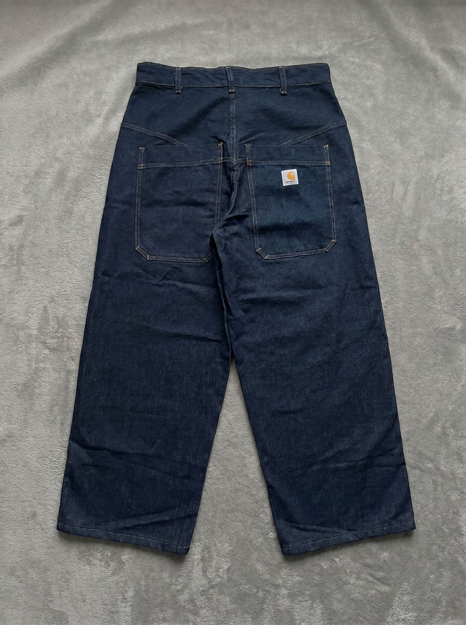 Après : jean Carhartt